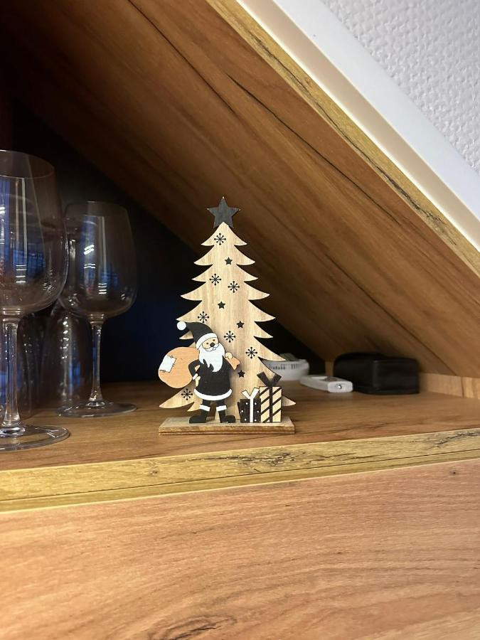 Houseboat Water King Apartament Plywajacy Dom Na Wodzie, 7 Os Wroclaw Ngoại thất bức ảnh